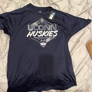 NWT Under Armour Mens XL UCONN Huskies FINAL FOUR